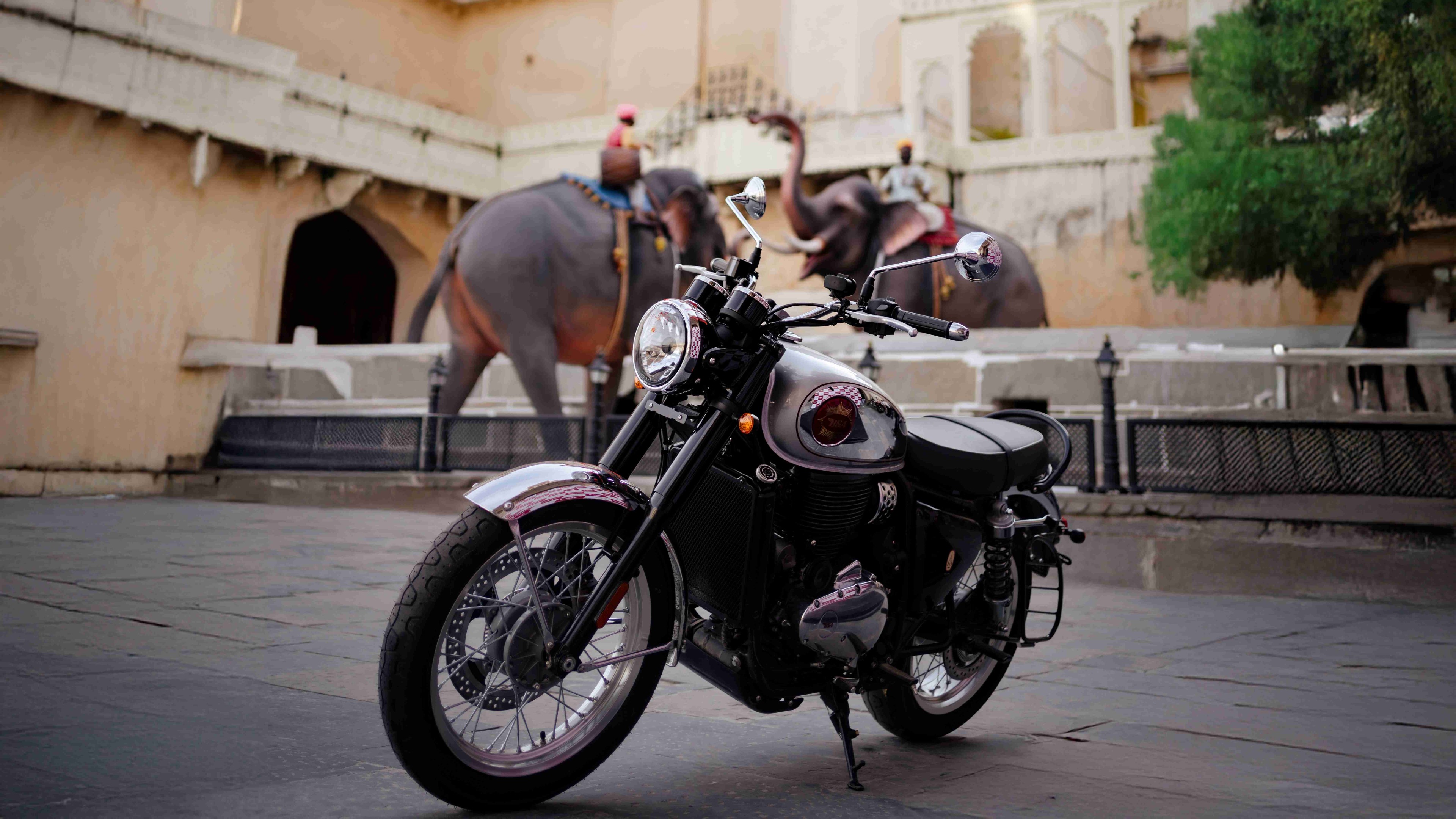 BSA Gold Star 650 Udaipur